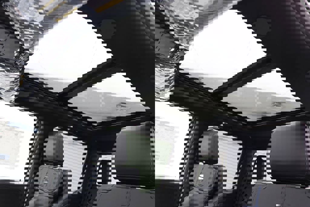 New 2026 Ford F250 Platinum image 21