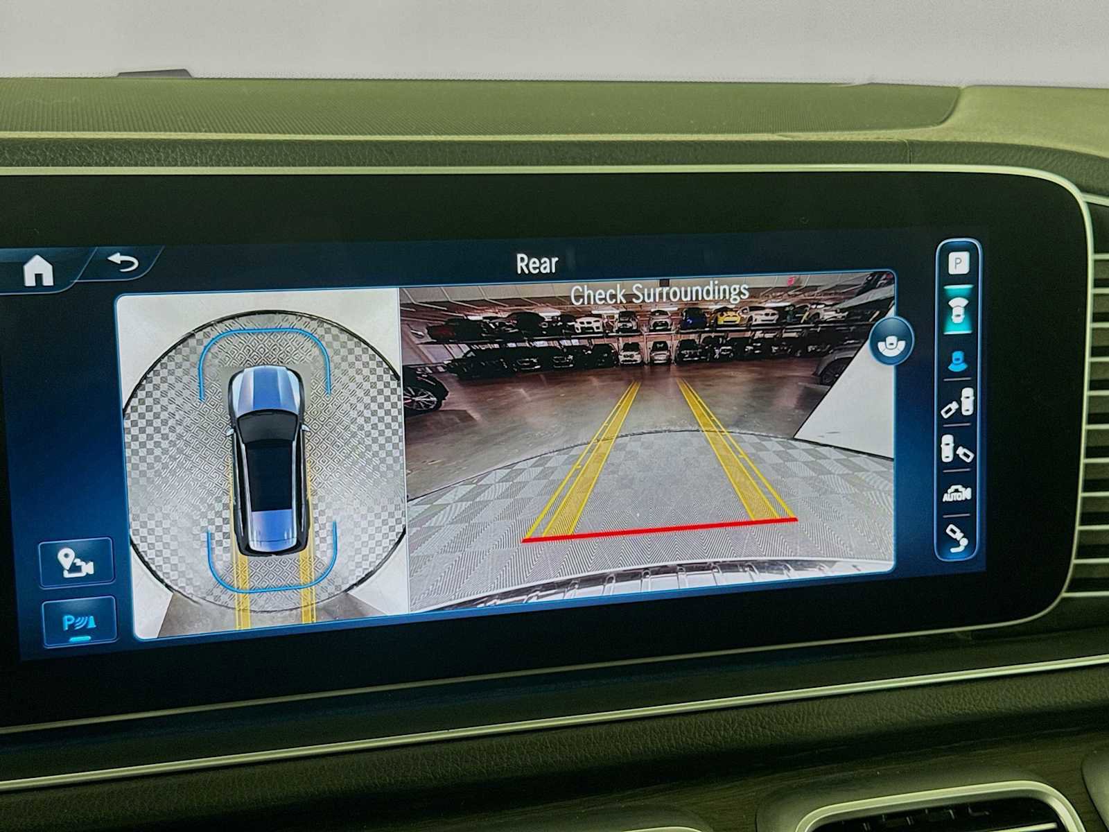 Used 2024 Mercedes-Benz GLS 450 4MATIC image 17