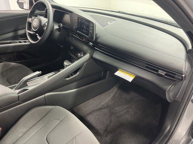 New 2026 Hyundai Elantra Sport image 22