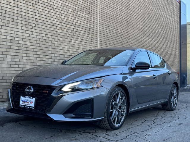 Used 2023 Nissan Altima 2.0 SR image 38