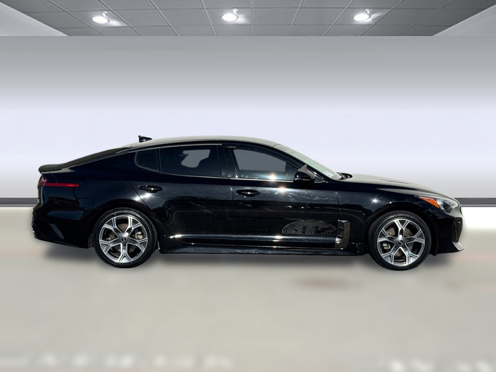 Used 2020 Kia Stinger GT-Line image 7
