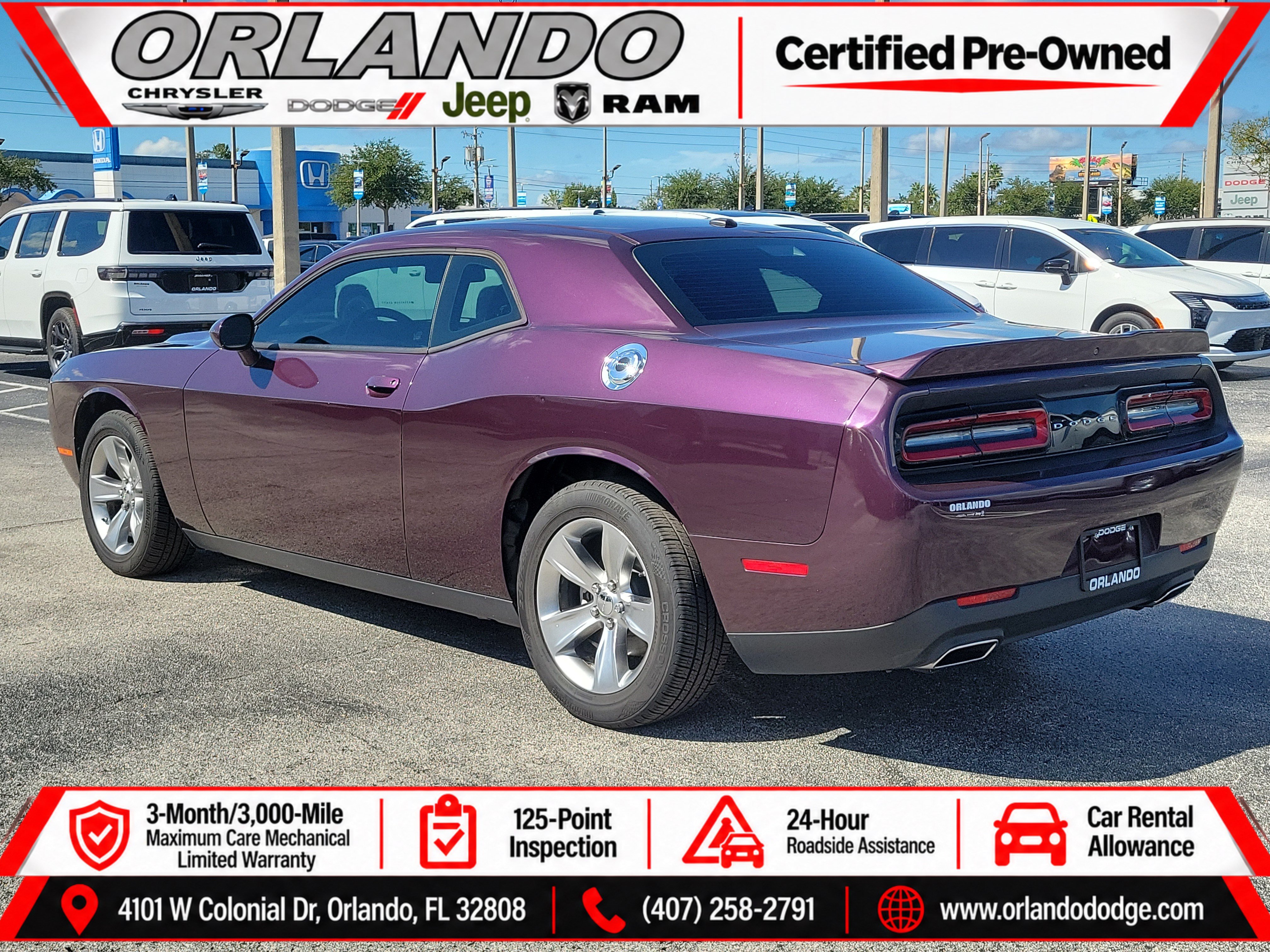 Certified 2022 Dodge Challenger SXT RWD image 5