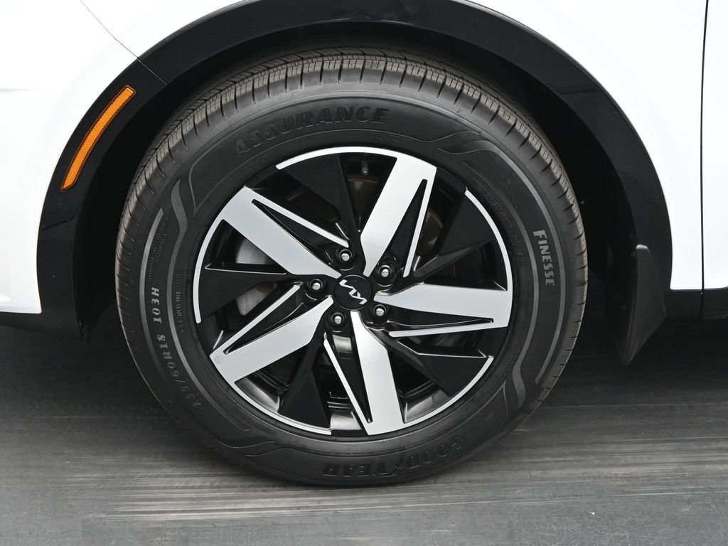 Used 2023 Kia Sorento S w/ Panoramic Sunroof Package image 30