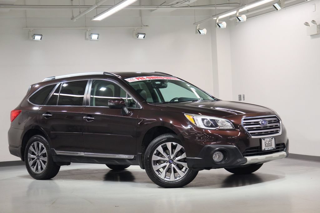 Used 2017 Subaru Outback 3.6R Touring AWD/4WD image 7