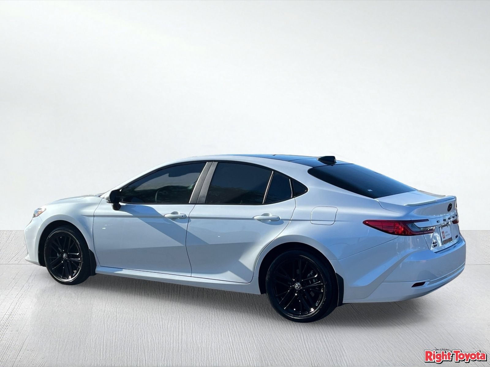 Certified 2025 Toyota Camry XLE w/ Premium Package AWD/4WD image 5