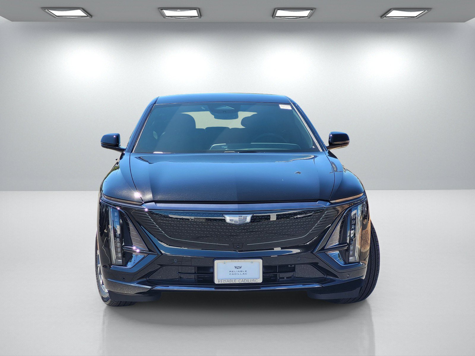 New 2026 Cadillac Lyriq Sport AWD/4WD image 2