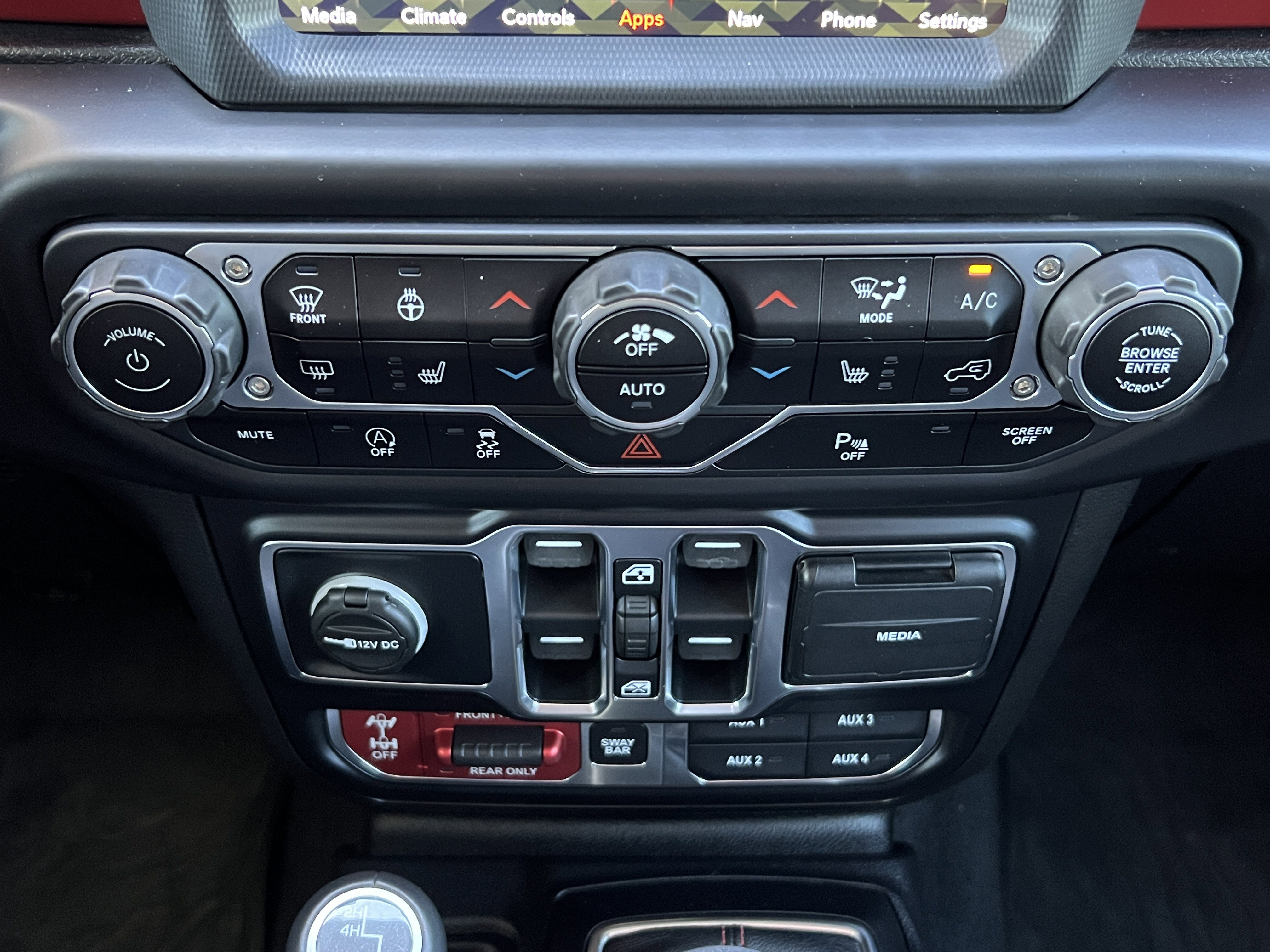 Used 2020 Jeep Wrangler Unlimited Rubicon w/ Uconnect 4C Nav & Sound Group image 30