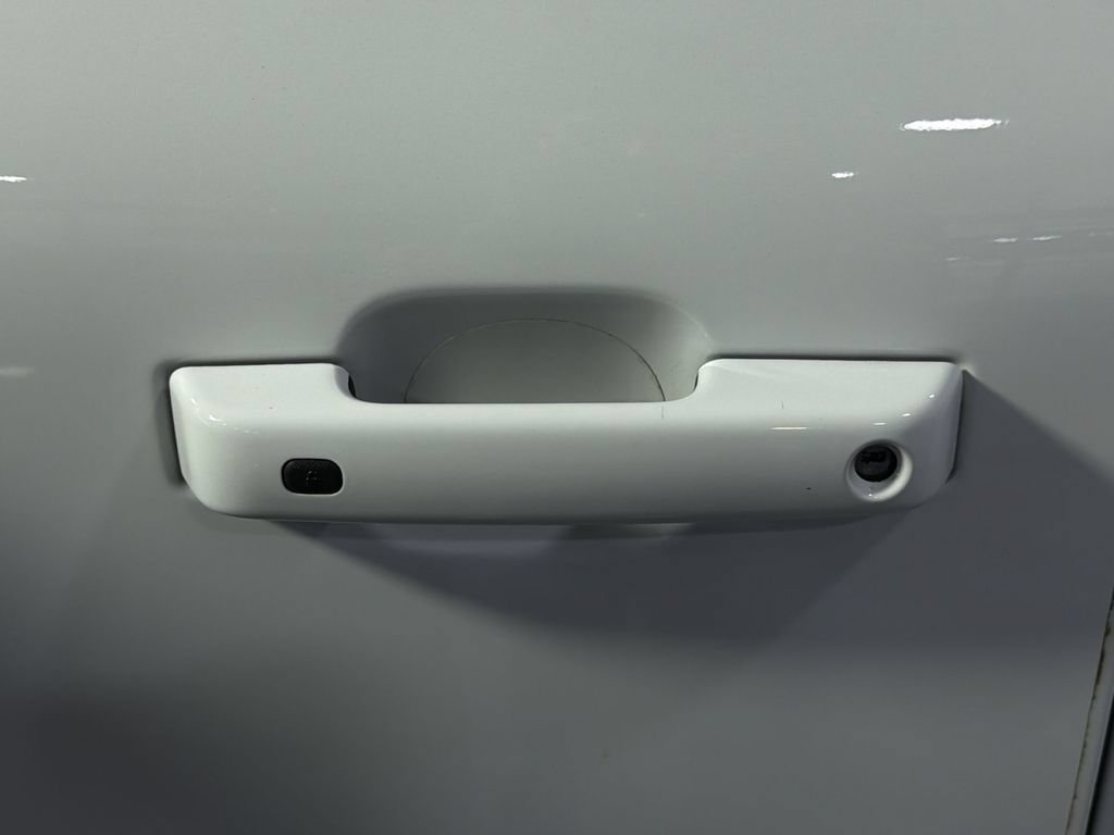 Used 2023 Ford F150 Lariat w/ Equipment Group 502A High AWD/4WD image 16