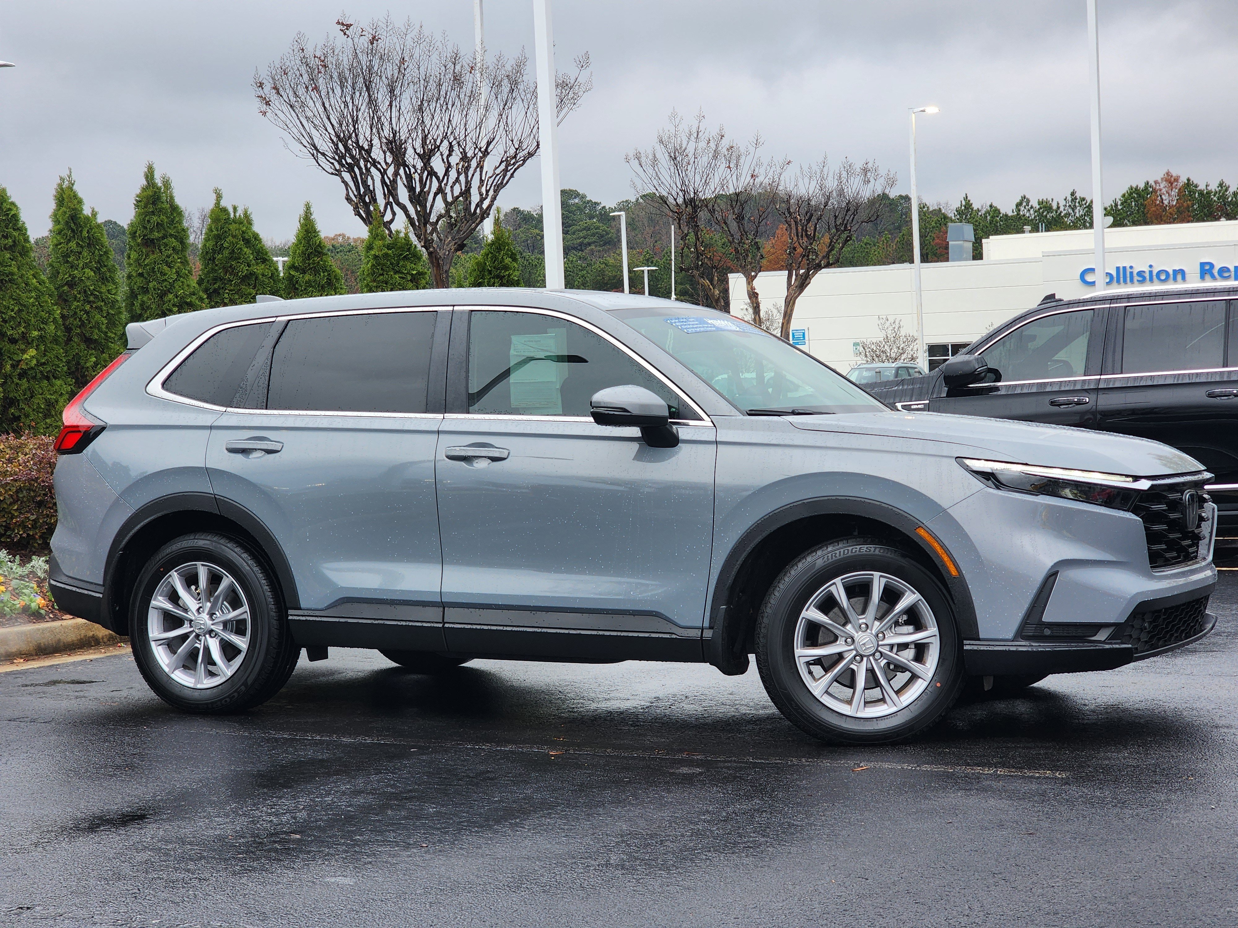 Used 2025 Honda CR-V EX-L image 3