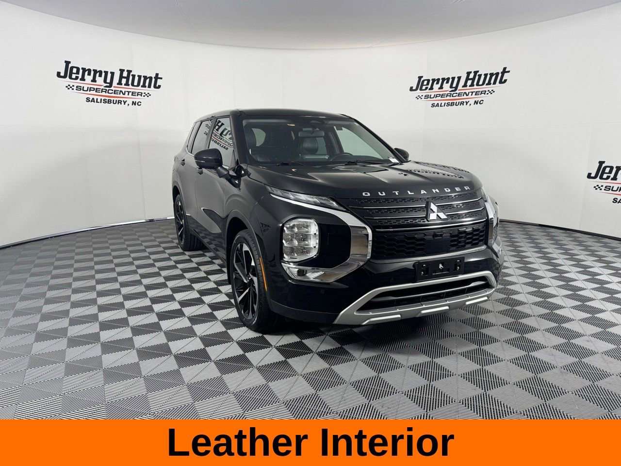 Used 2022 Mitsubishi Outlander SE image 6