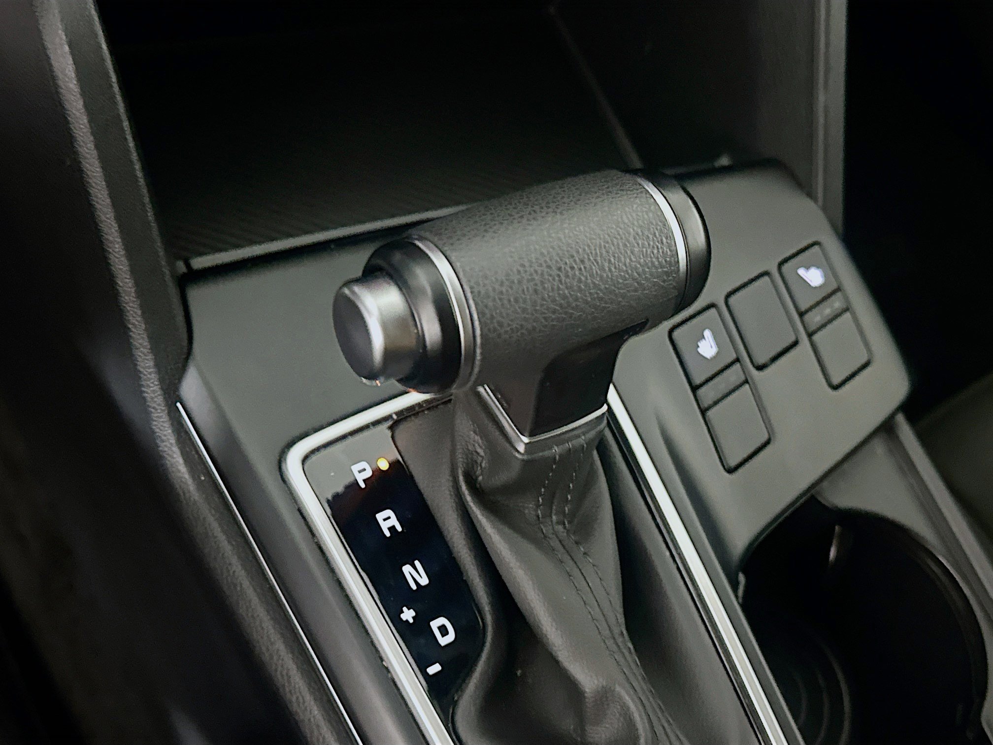 Used 2025 Kia Sportage LX image 23