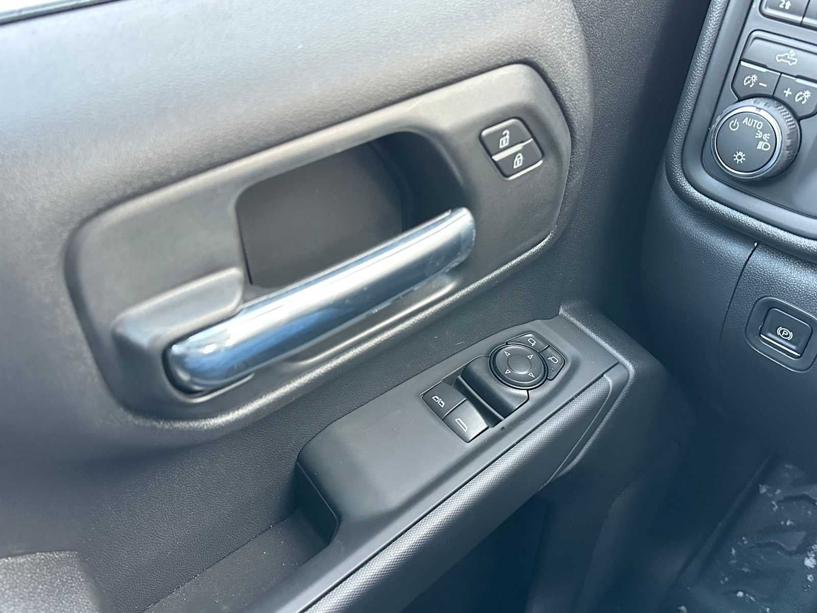 New 2026 Chevrolet Silverado 1500 W/T AWD/4WD image 24