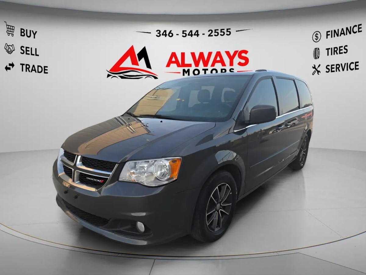 Used 2017 Dodge Grand Caravan SXT FWD image 2