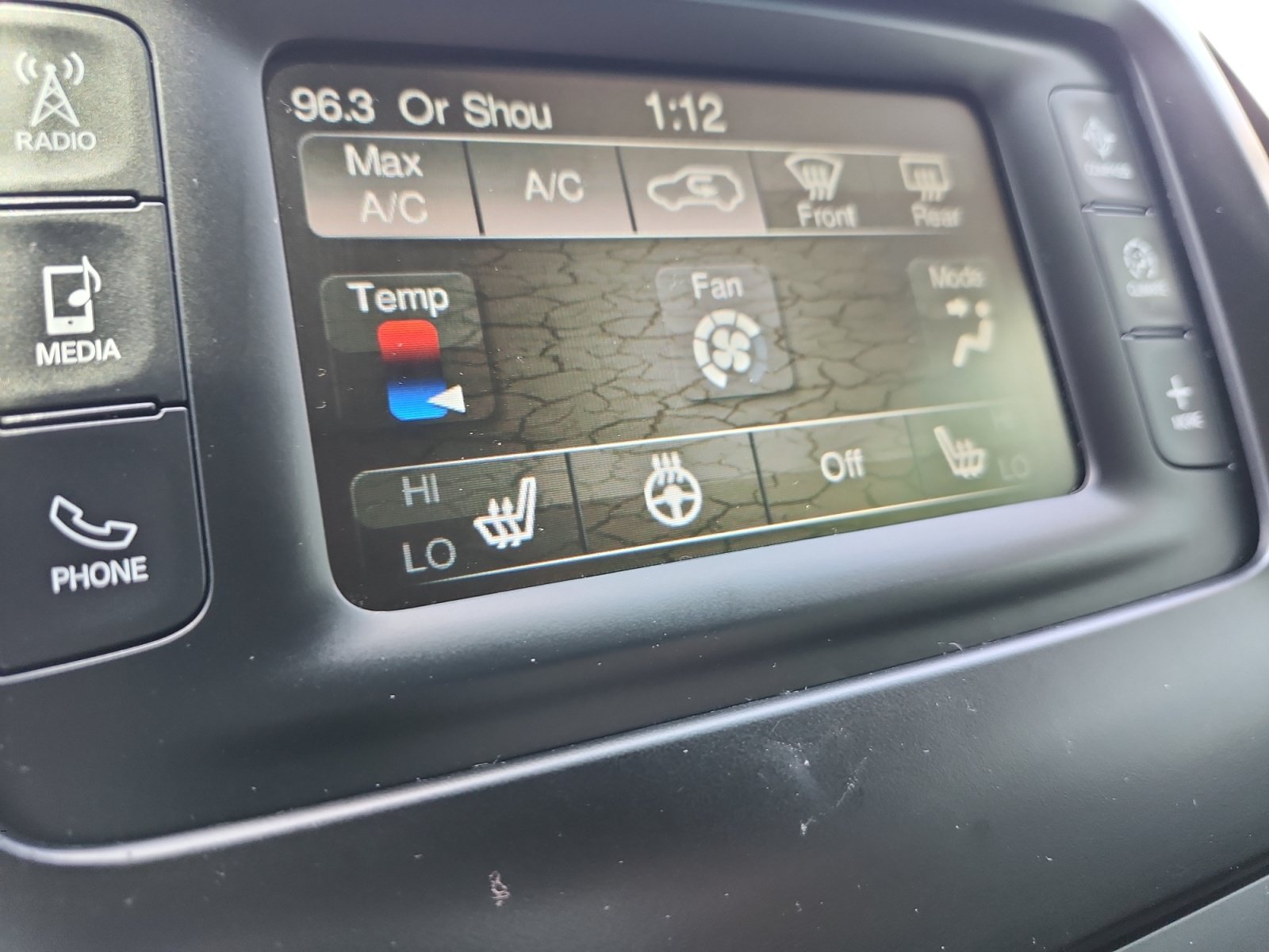 Used 2018 Jeep Cherokee Sport AWD/4WD image 3
