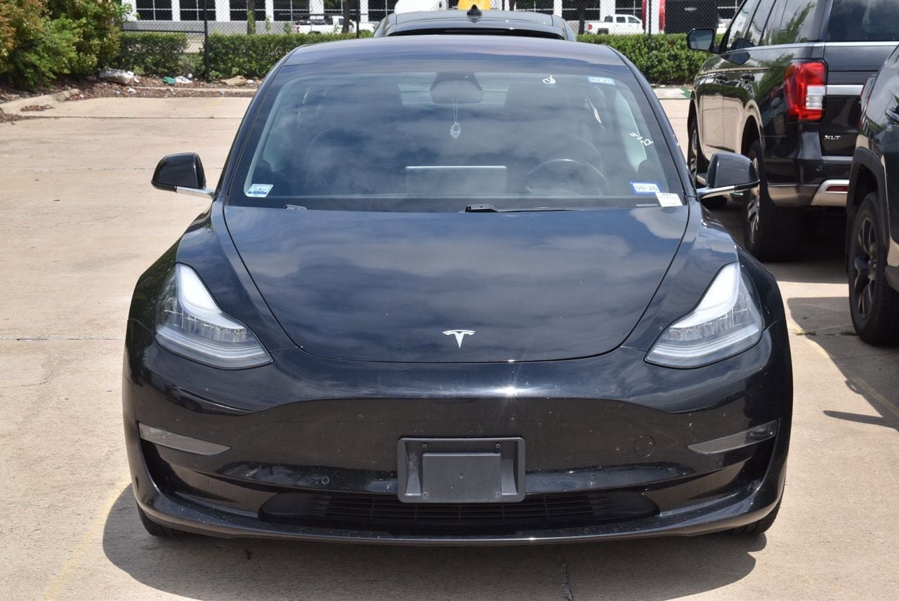 Used 2018 Tesla Model 3 Long Range image 3