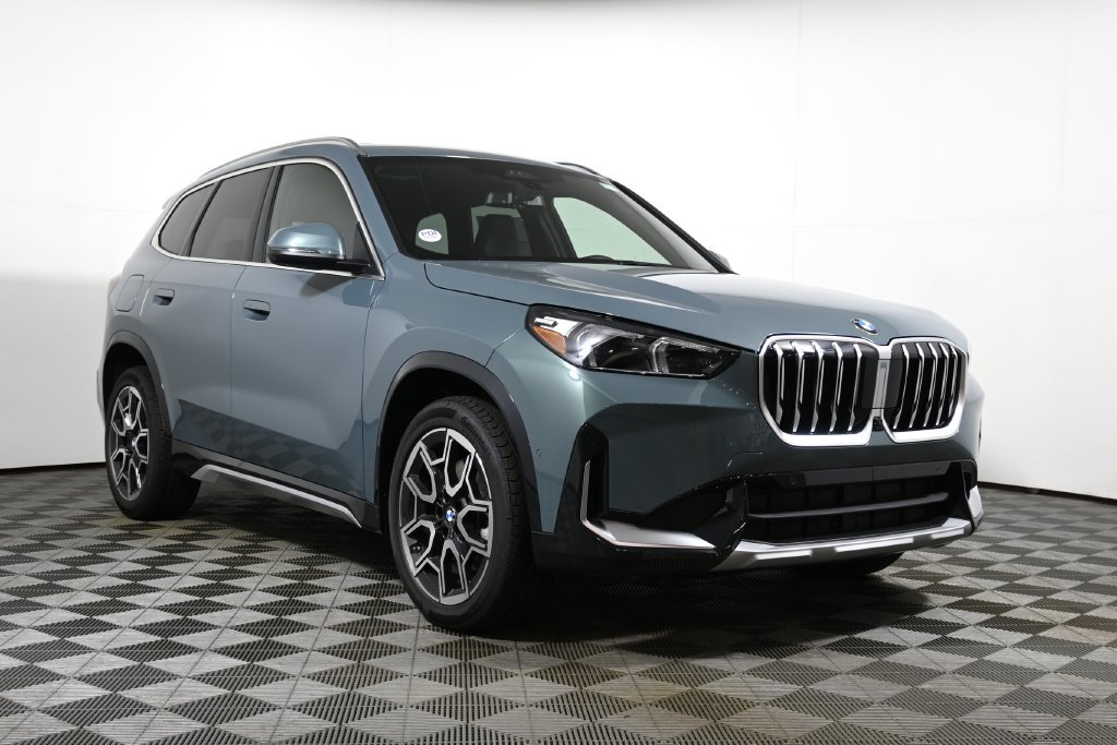 New 2026 BMW X1 xDrive28i w/ Technology Package AWD/4WD image 9