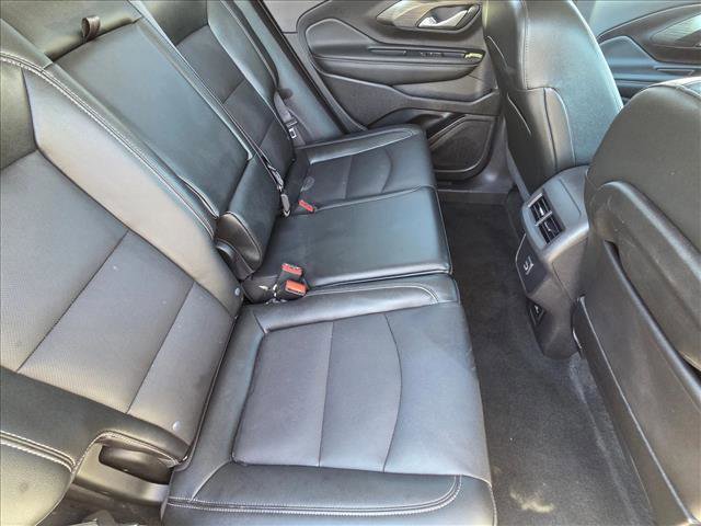 Used 2024 GMC Terrain SLT AWD/4WD image 18