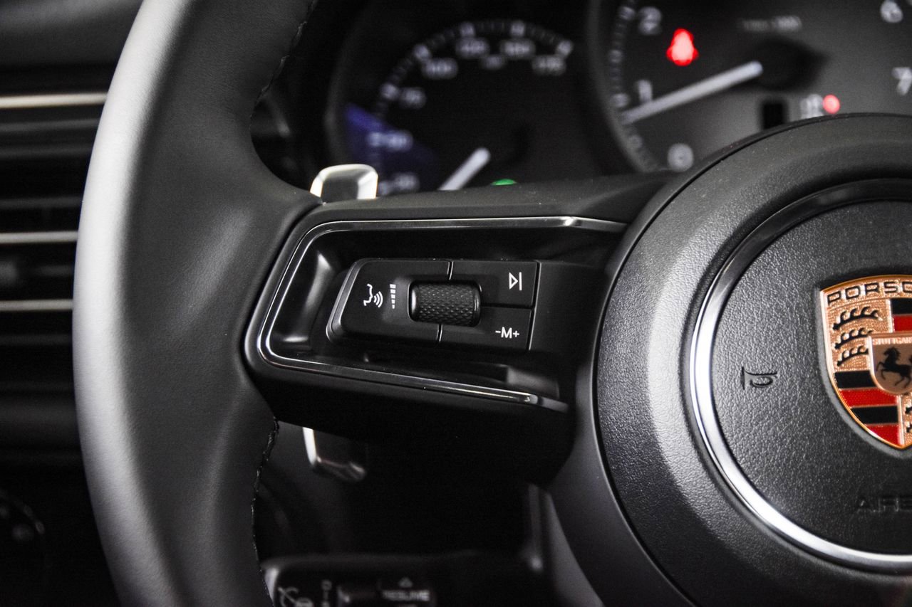 Used 2026 Porsche Macan S image 17