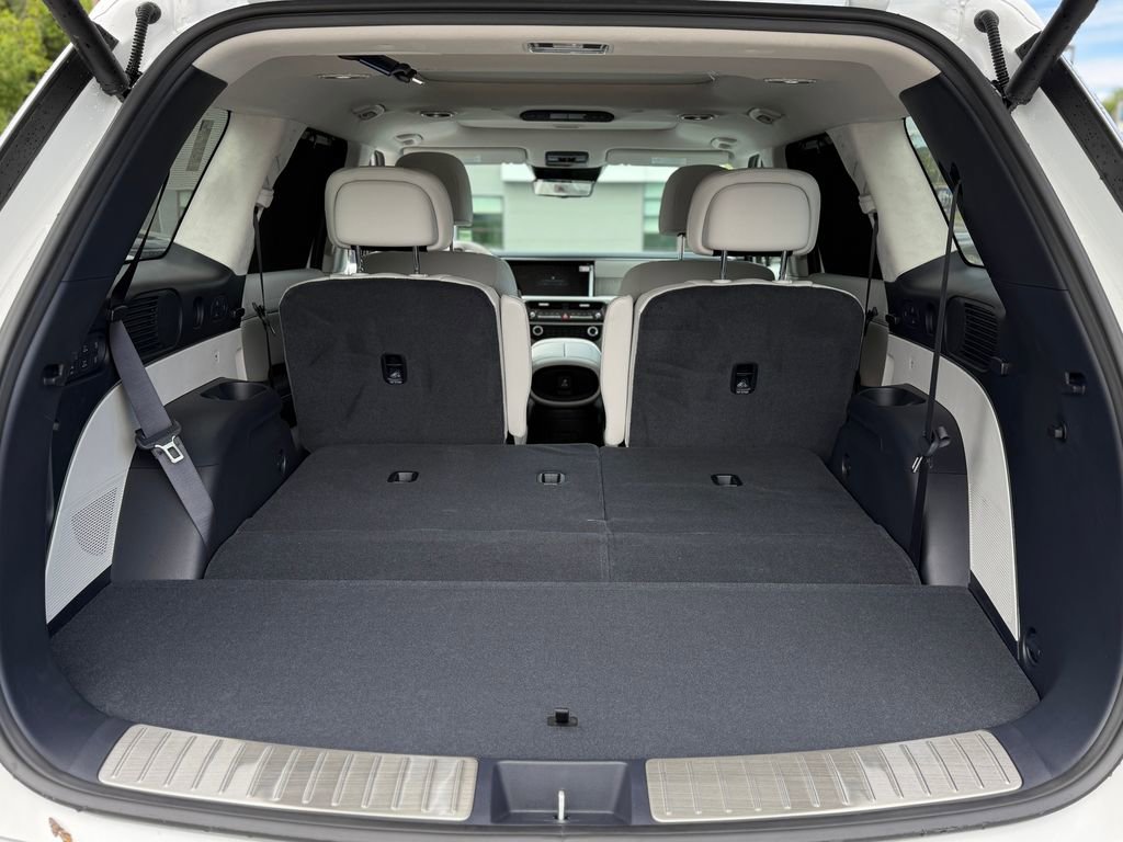 Used 2026 Hyundai Palisade Calligraphy image 6