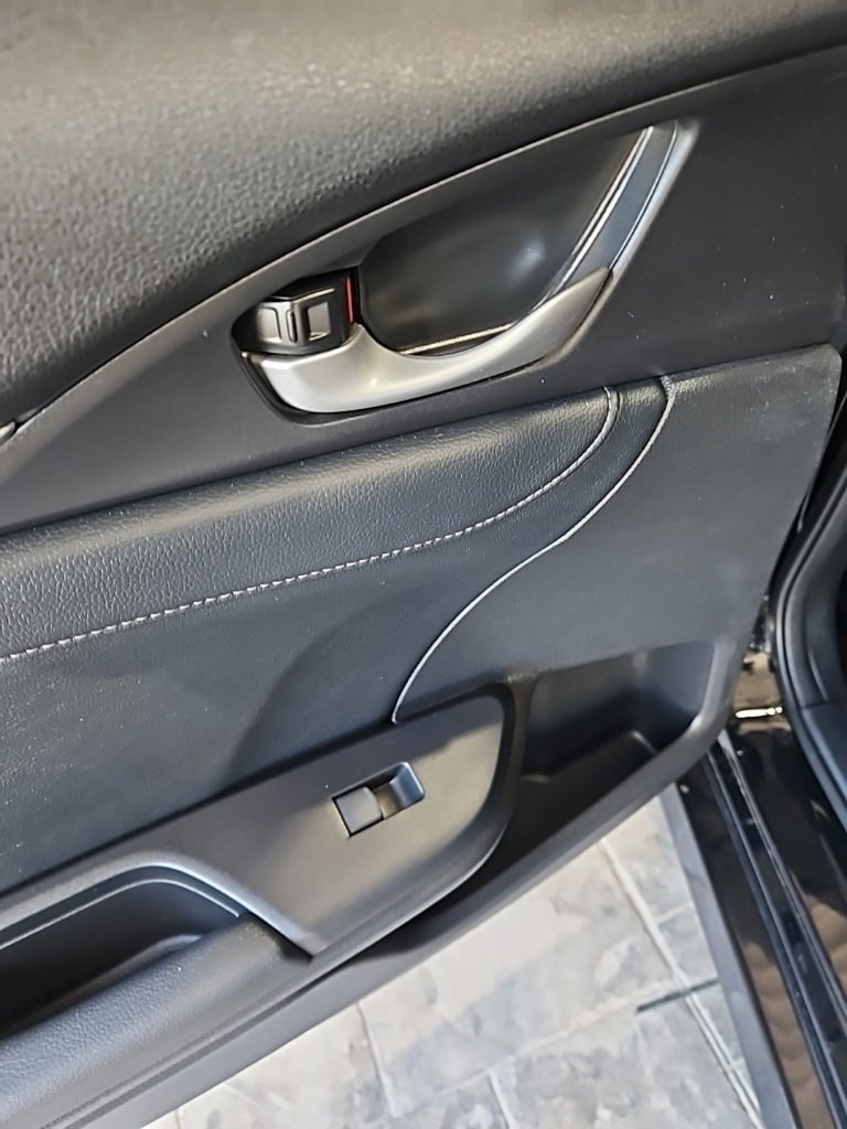 Used 2020 Honda Civic EX-L image 21