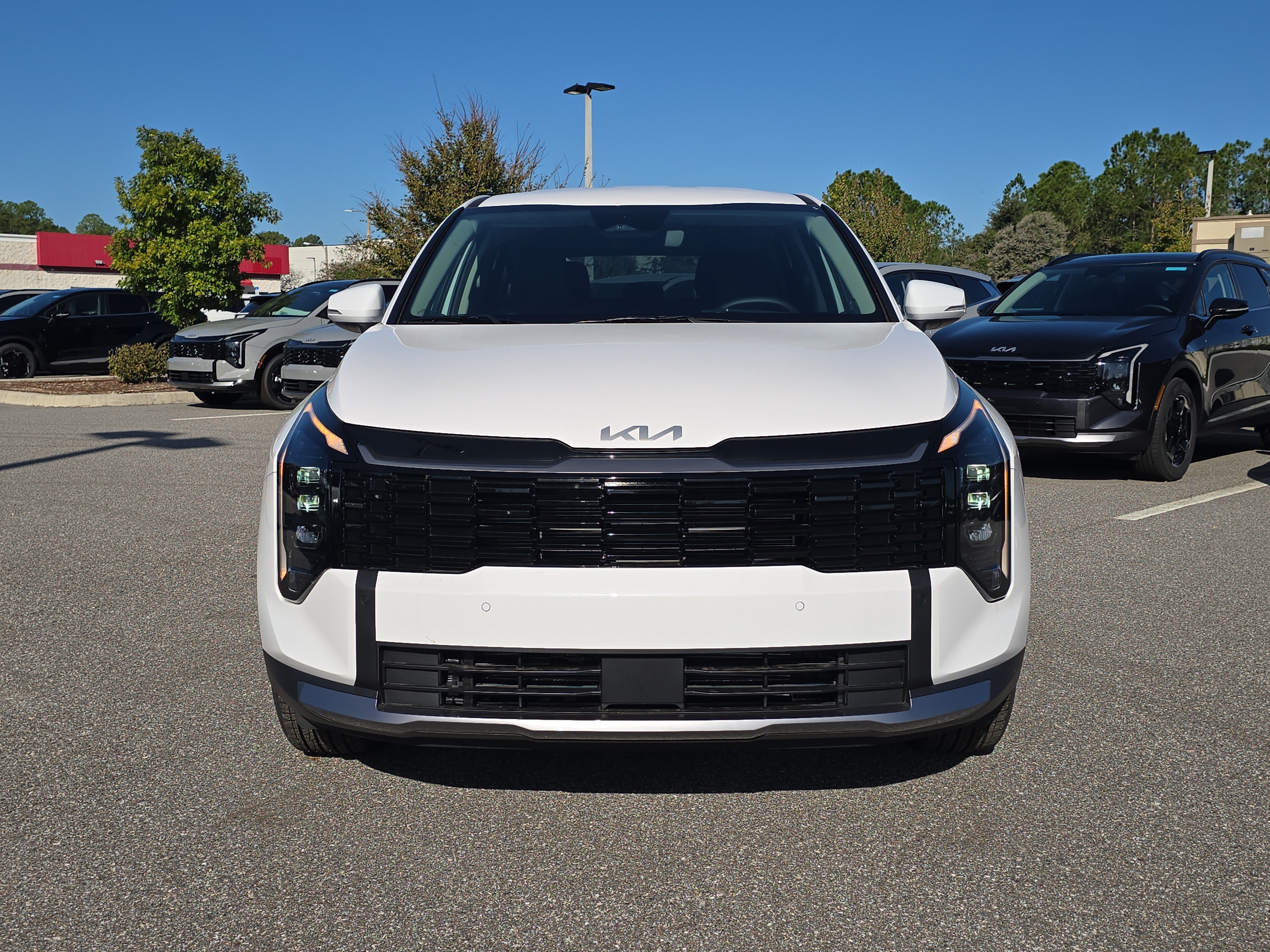 New 2027 Kia Sportage EX FWD image 3