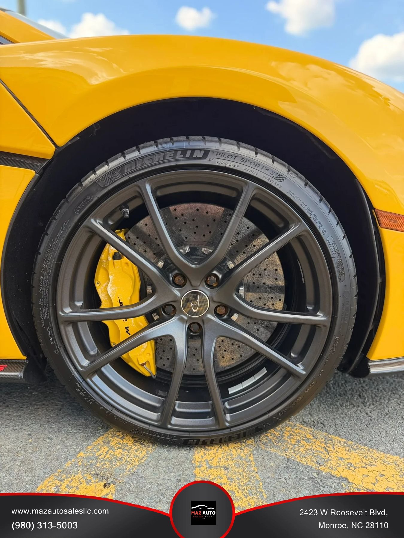 Used 2017 McLaren 570S Coupe RWD image 9