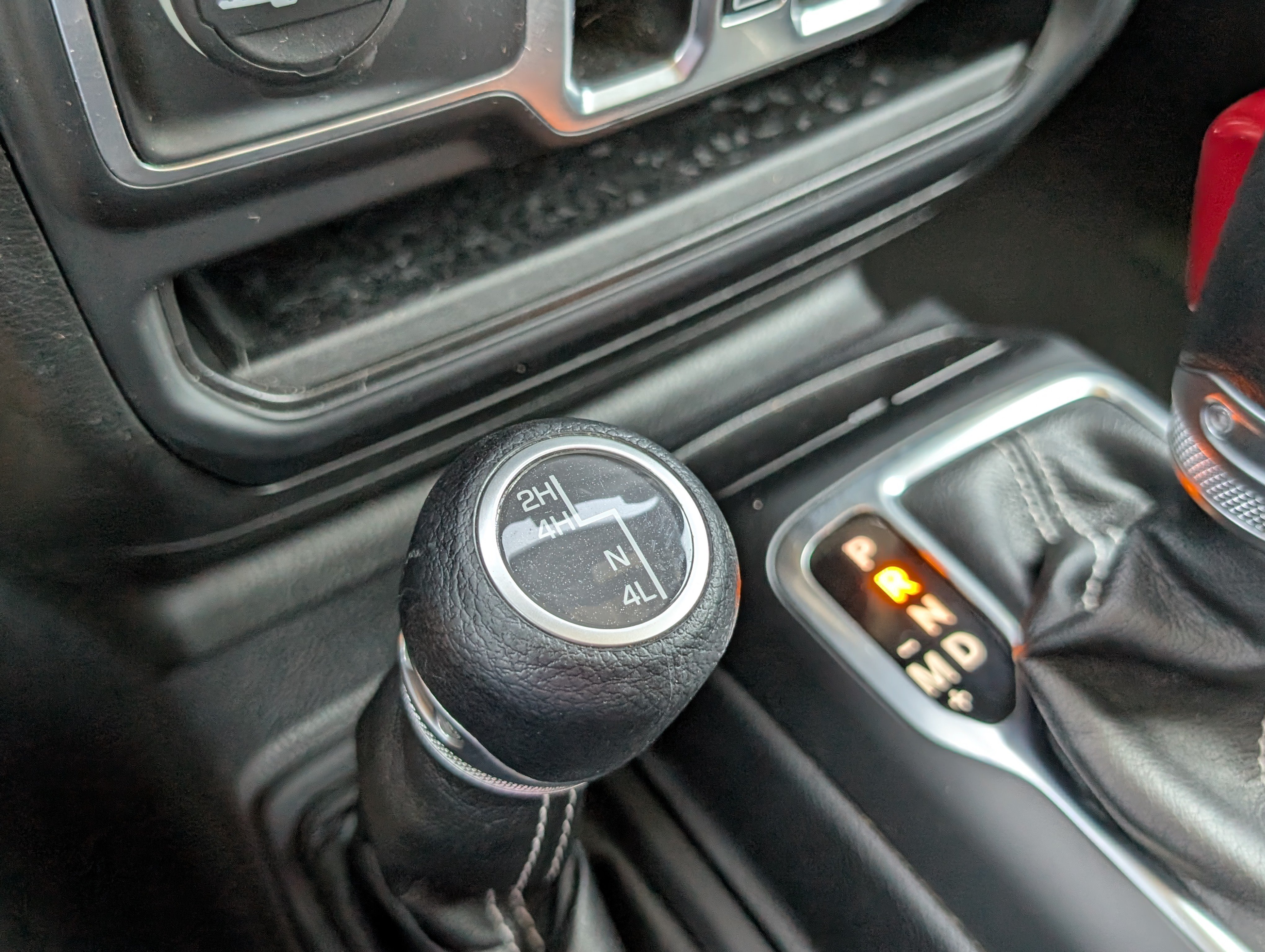 Used 2021 Jeep Wrangler Unlimited Sahara AWD/4WD image 19