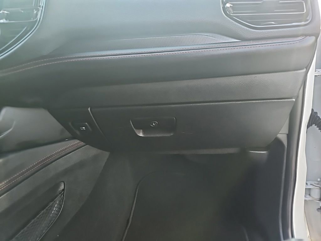 Used 2023 Dodge Durango GT image 35