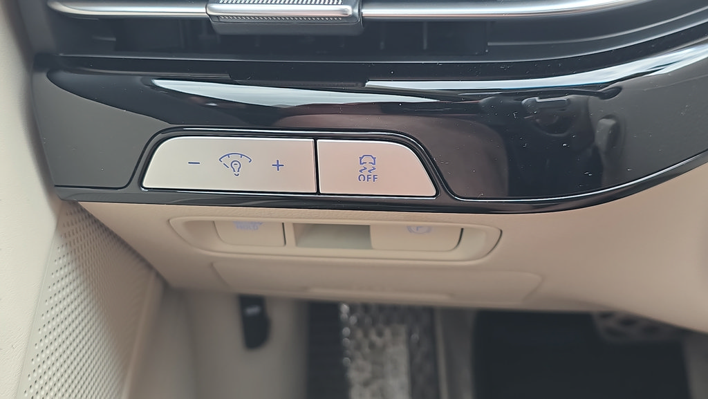 New 2026 Genesis G80 2.5T Sport Prestige AWD/4WD image 19