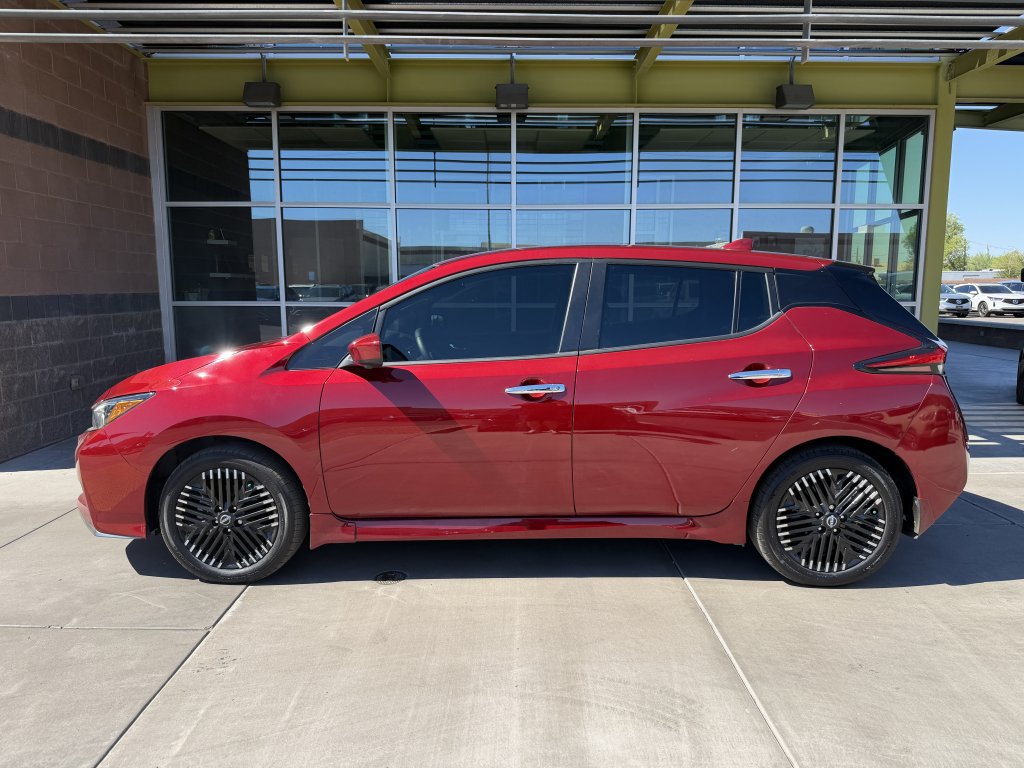 Used 2025 Nissan Leaf SV Plus FWD image 7