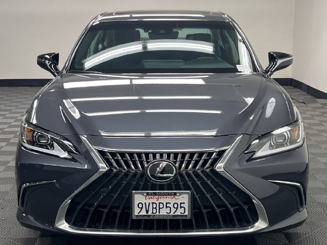 Certified 2025 Lexus ES 300h w/ Premium Package FWD image 3
