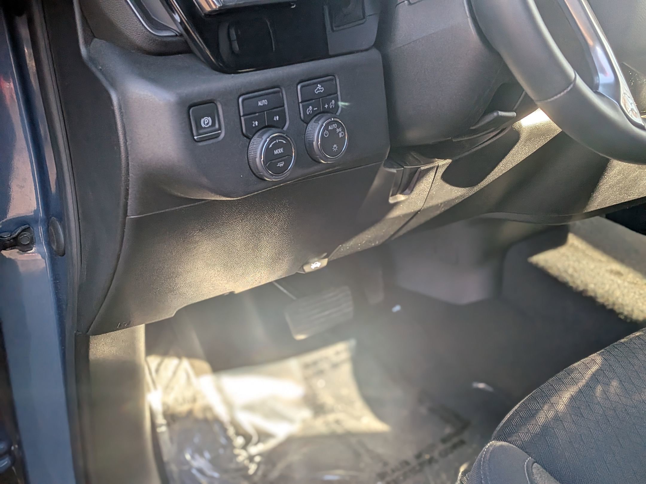 Certified 2024 Chevrolet Silverado 1500 LT image 18