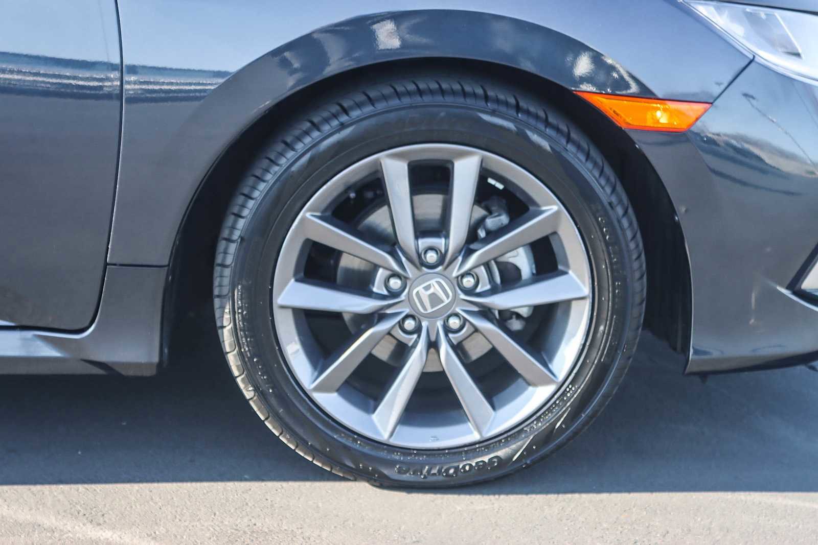 Used 2020 Honda Civic EX-L image 9