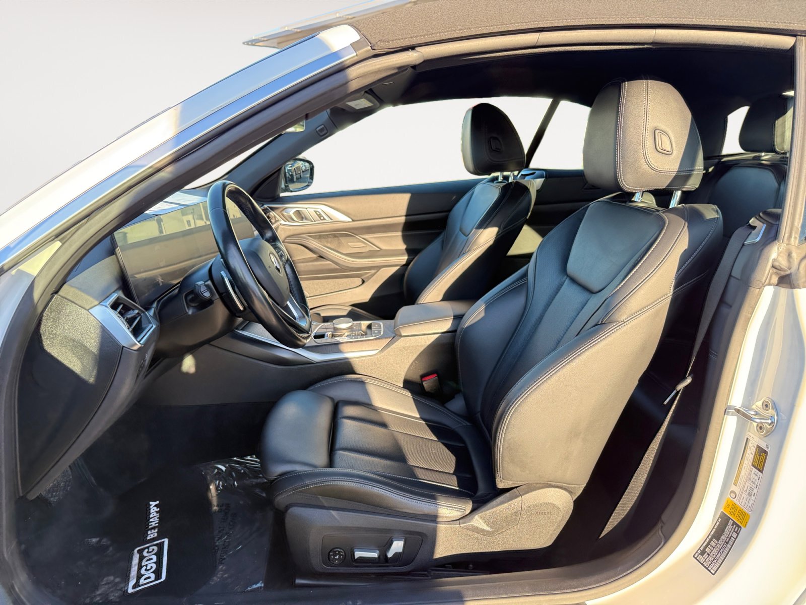 Used 2024 BMW 430i Convertible image 10