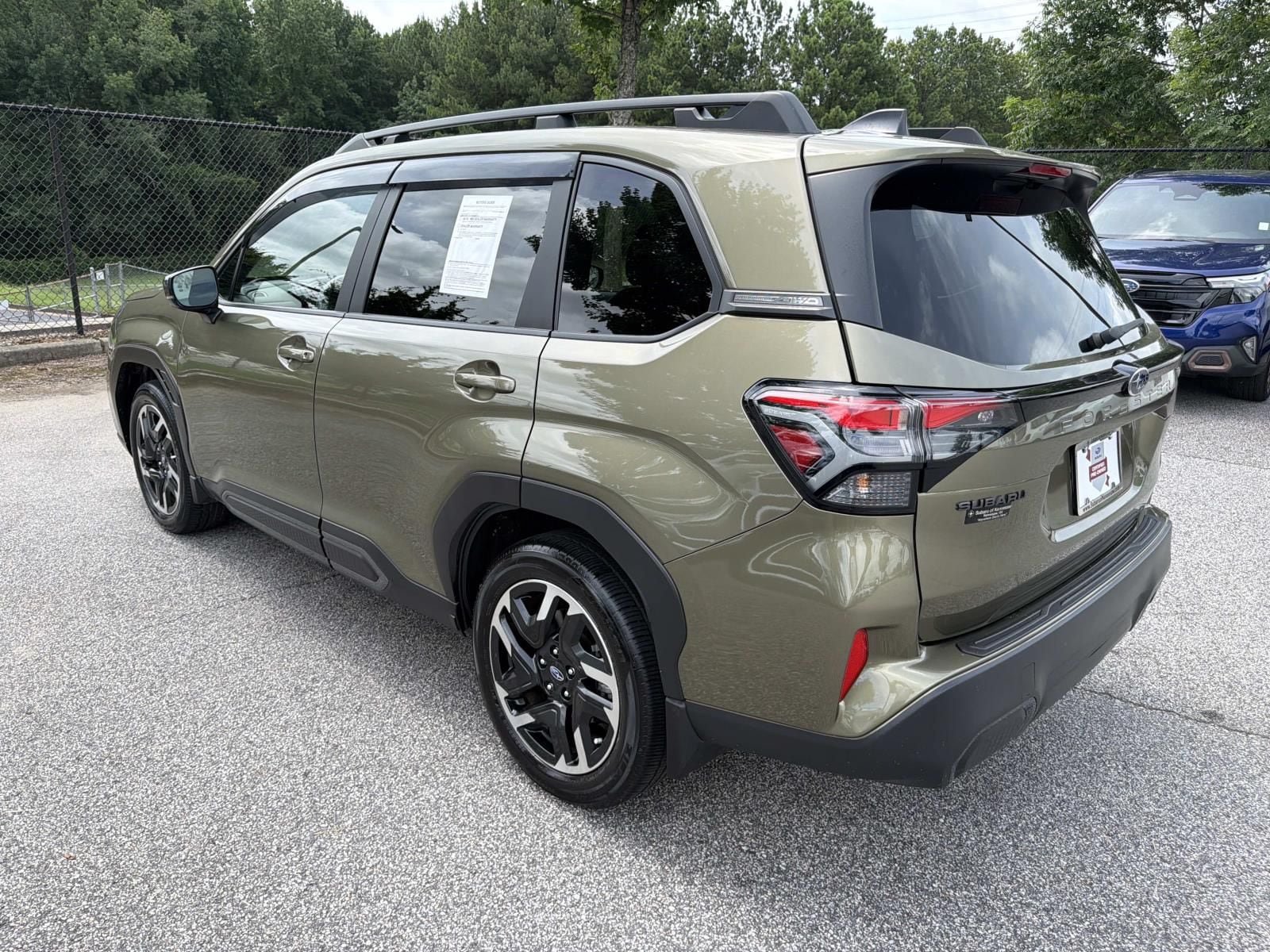Used 2025 Subaru Forester Limited w/ Popular Package #2 AWD/4WD image 6