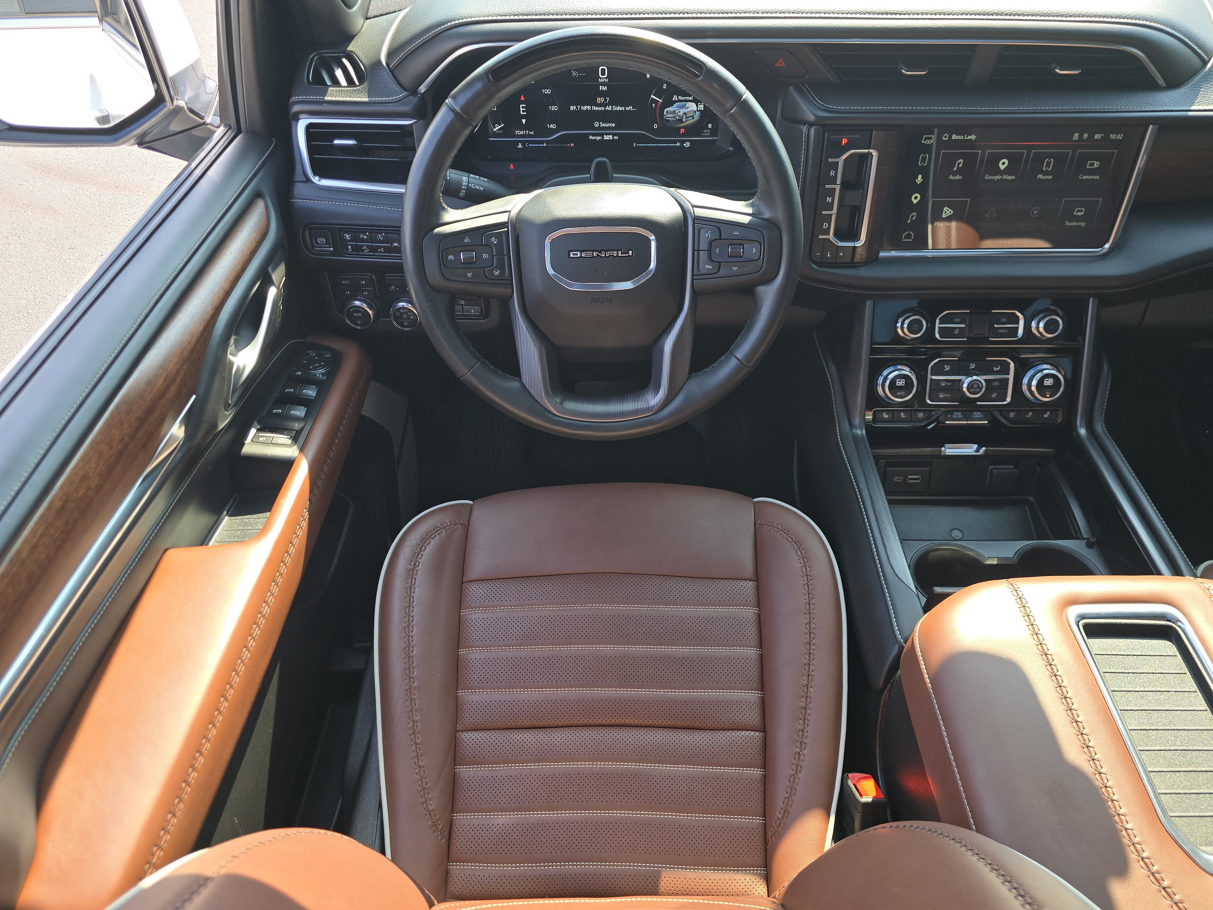 Used 2023 GMC Yukon Denali Ultimate AWD/4WD image 24