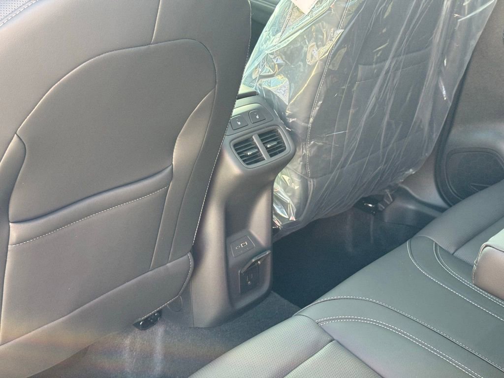 New 2026 Buick Envision Avenir image 24