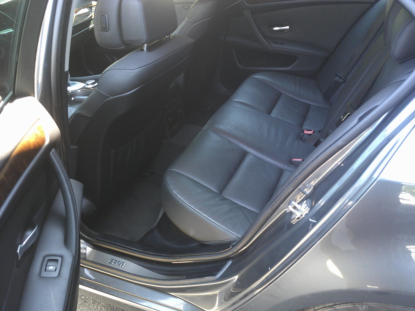 Used 2008 BMW 528xi Sedan AWD/4WD image 11