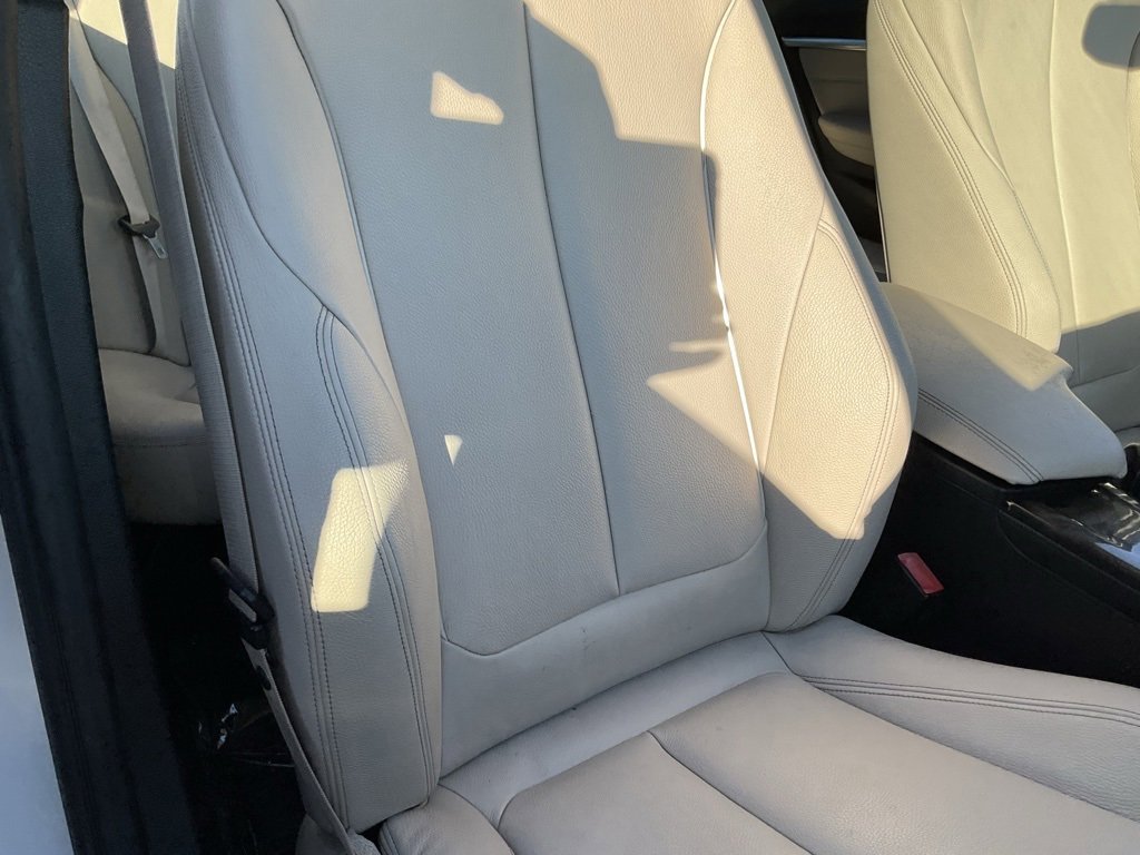 Used 2017 BMW 330e image 56