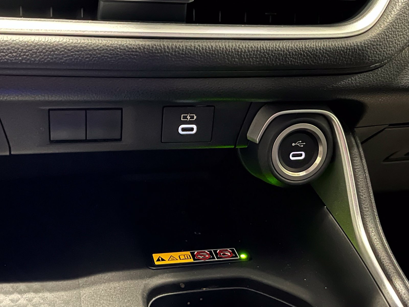 Used 2024 Toyota Grand Highlander AWD Hybrid image 24