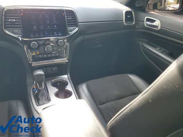 Used 2020 Jeep Grand Cherokee Altitude RWD image 15
