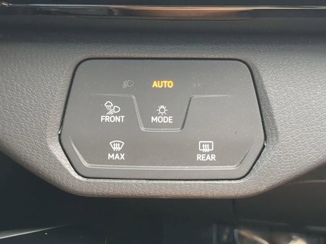 Certified 2024 Volkswagen ID.4 S RWD image 28