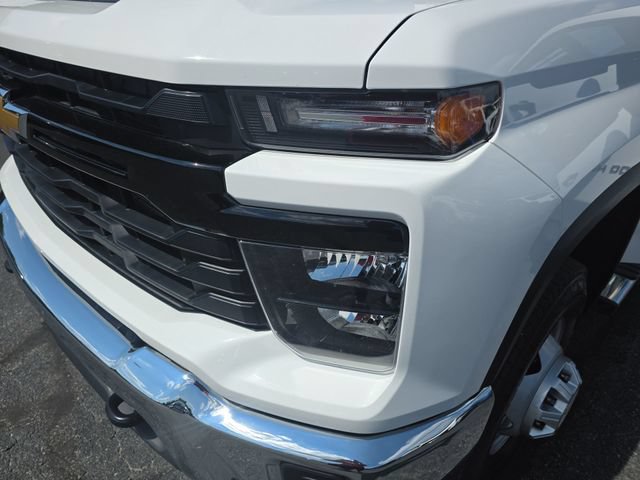 Used 2024 Chevrolet Silverado 3500 W/T w/ WT Convenience Package AWD/4WD image 32