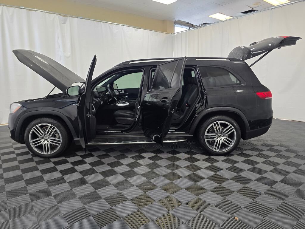 Used 2020 Mercedes-Benz GLS 450 4MATIC image 12
