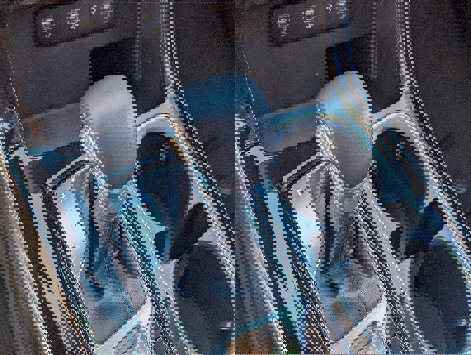 Used 2024 Kia Carnival SX image 24