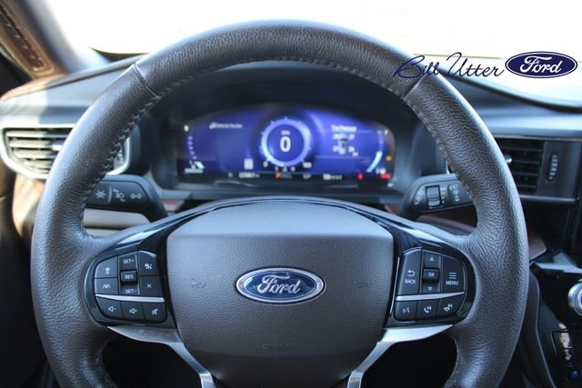Used 2023 Ford Explorer King Ranch w/ Technology Package image 24