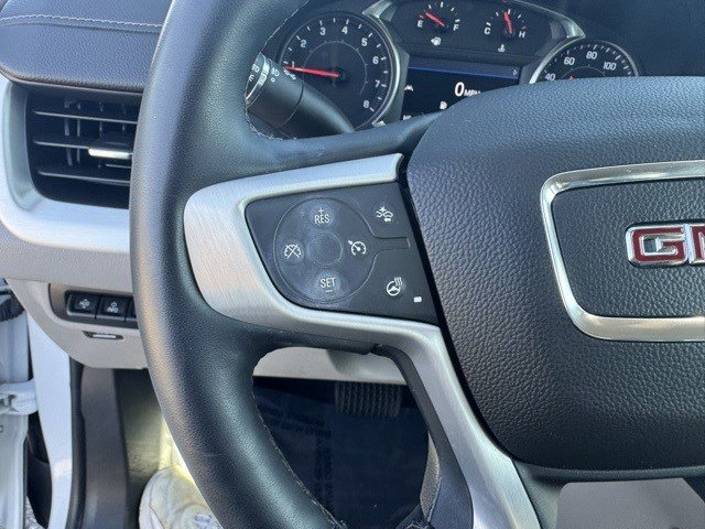 Used 2023 GMC Terrain SLT w/ Tech Package image 14