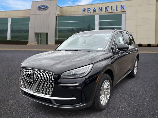 New 2026 Lincoln Corsair Premiere image 3