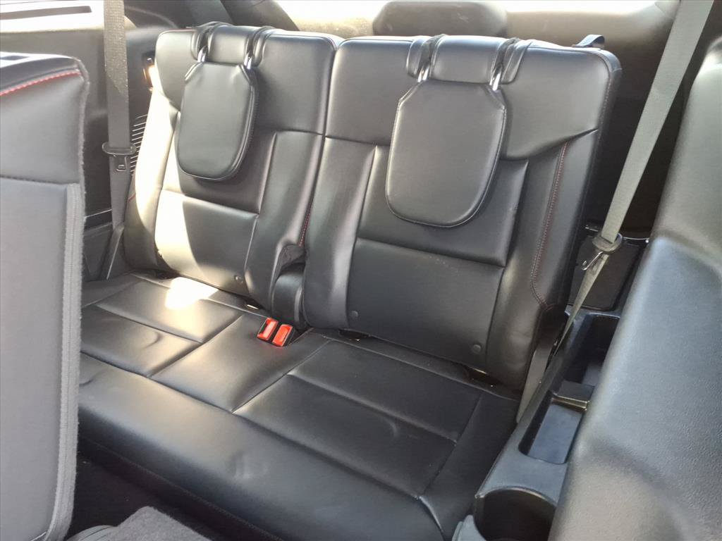 Used 2025 Ford Explorer ST-Line w/ ST-Line Street Pack AWD/4WD image 29