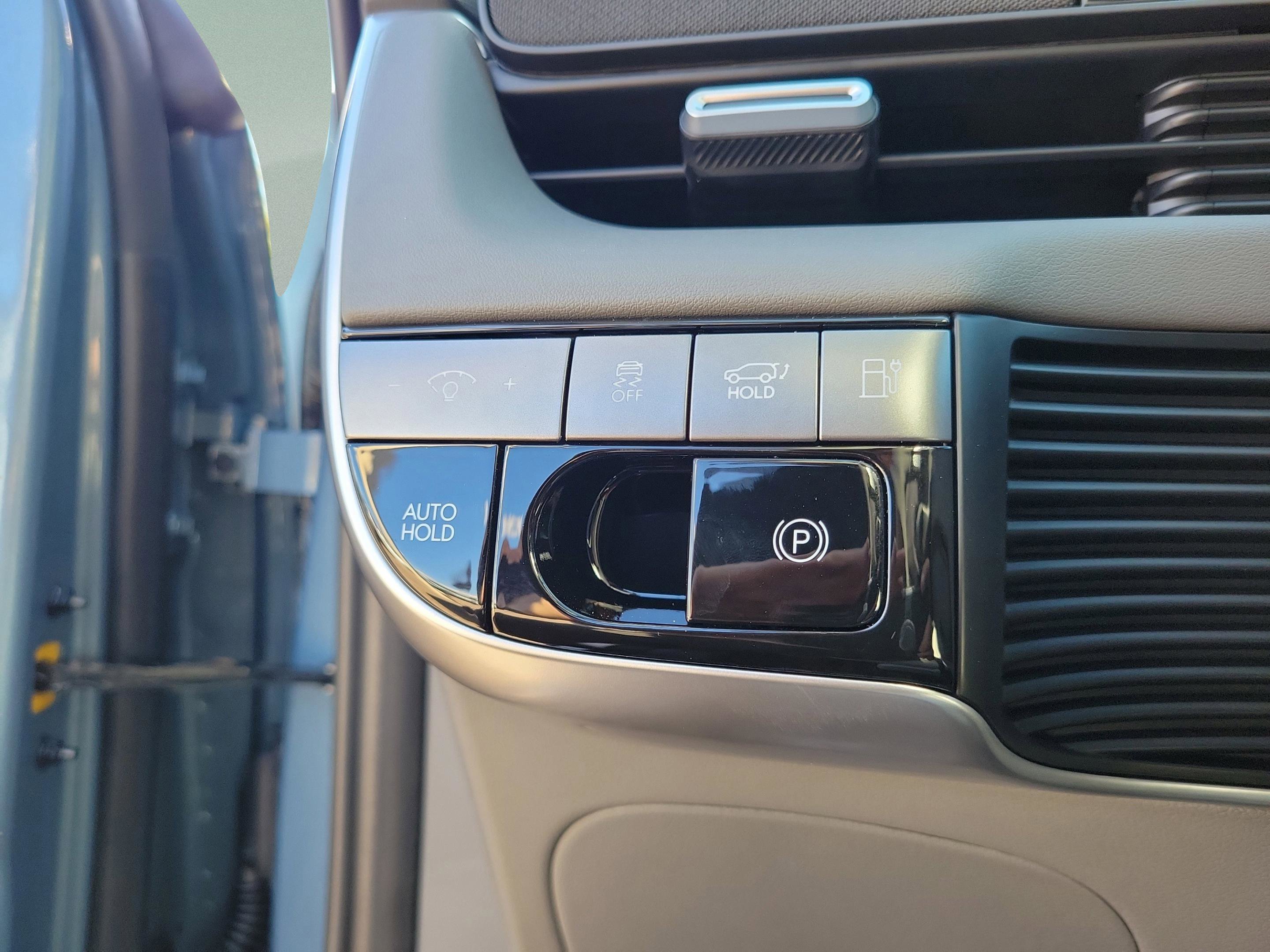 New 2026 Hyundai Ioniq 5 Limited image 18